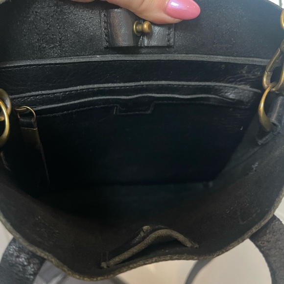 Madewell Small Transport Leather Crossbody - Picture 8 of 10